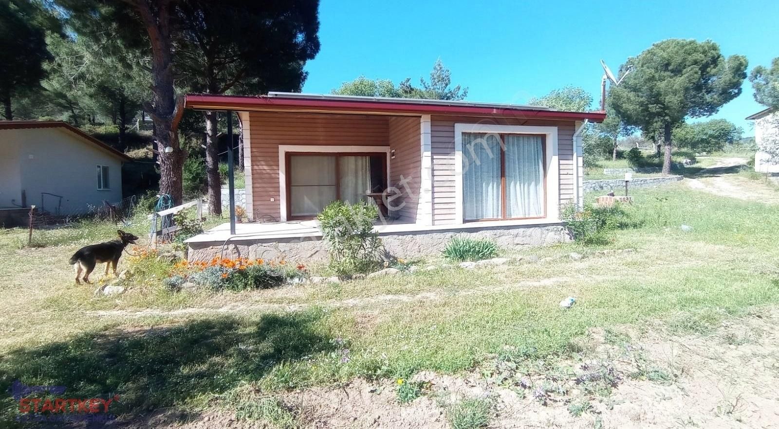 Dikili Kıroba 2+1 Satılık Çiftlikevi