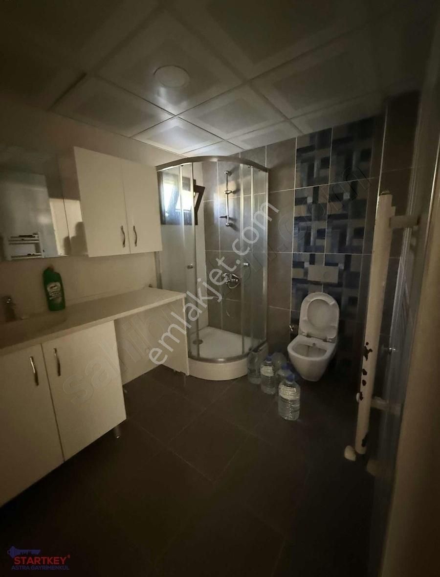 Kiralık Daire Çiğli Balatçıkta Muhteşem Lokasyonda 3+1 Daire