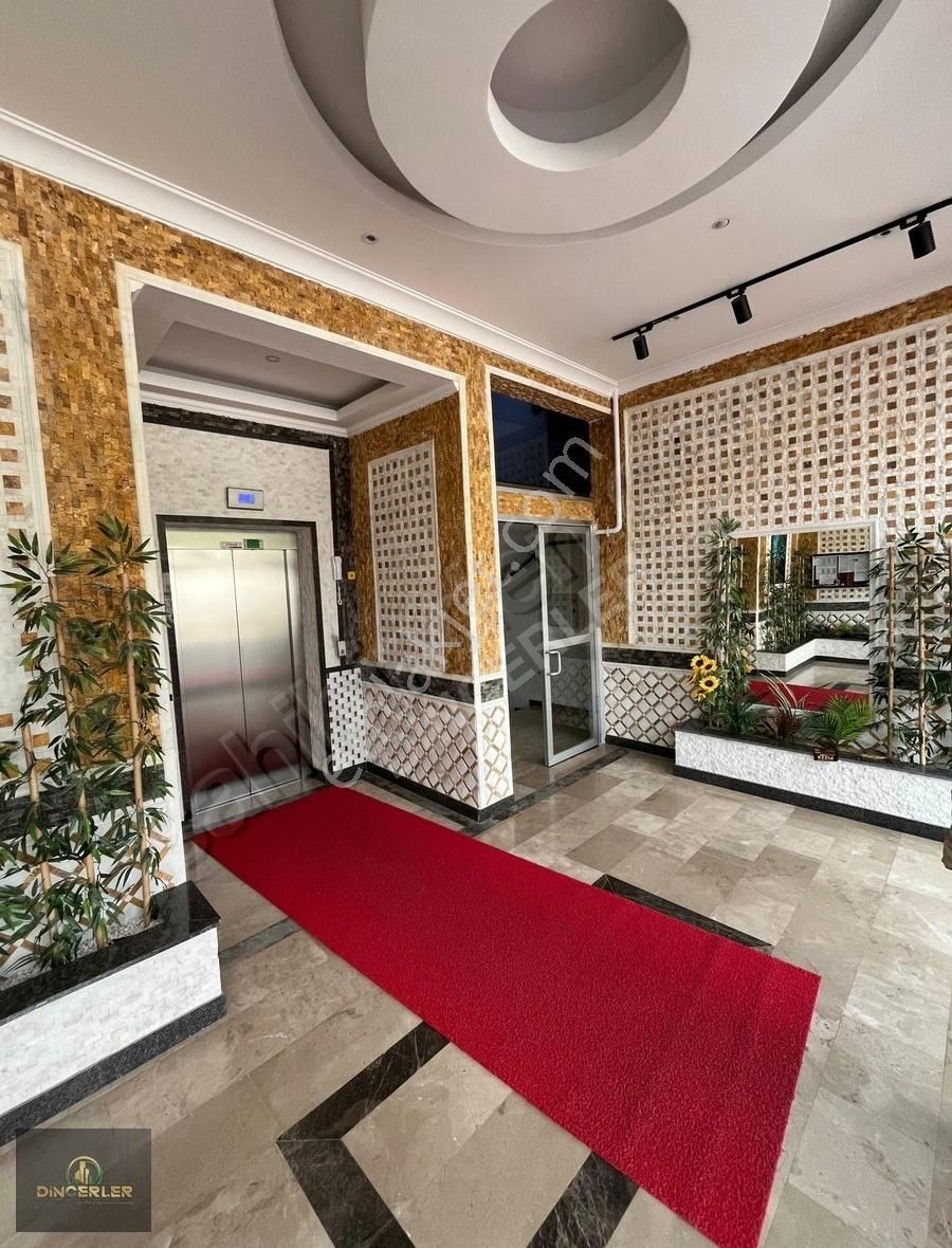 Seğmenlerde Hastane Yakını Site İçi 4+1 Satılık Lüx Daire