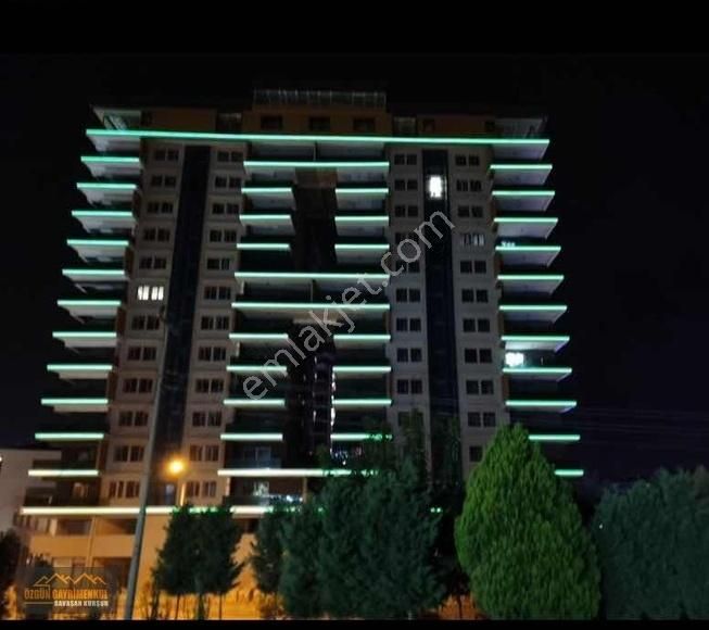 Özgün Gm'den Menemen Devlet Has.karşısı Ara Kat Lüks 1+1 Daire