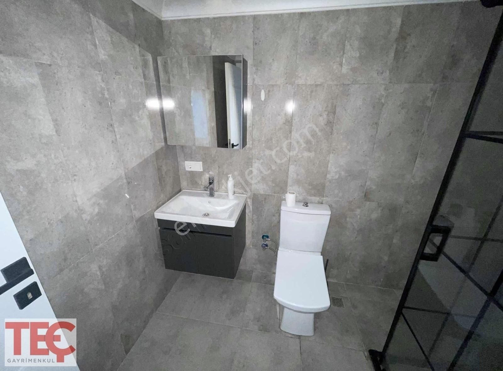 Merkezi Konumda 1+1 Kiralık Daire Teç