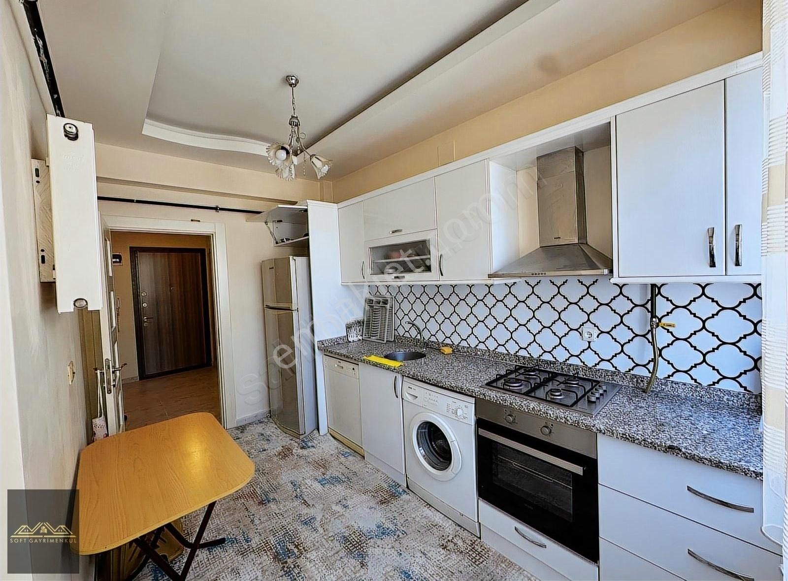 Soft'tan Karacaahmet'te Merkezi Konumda 2+1 Eşyalı Kiralık Daire
