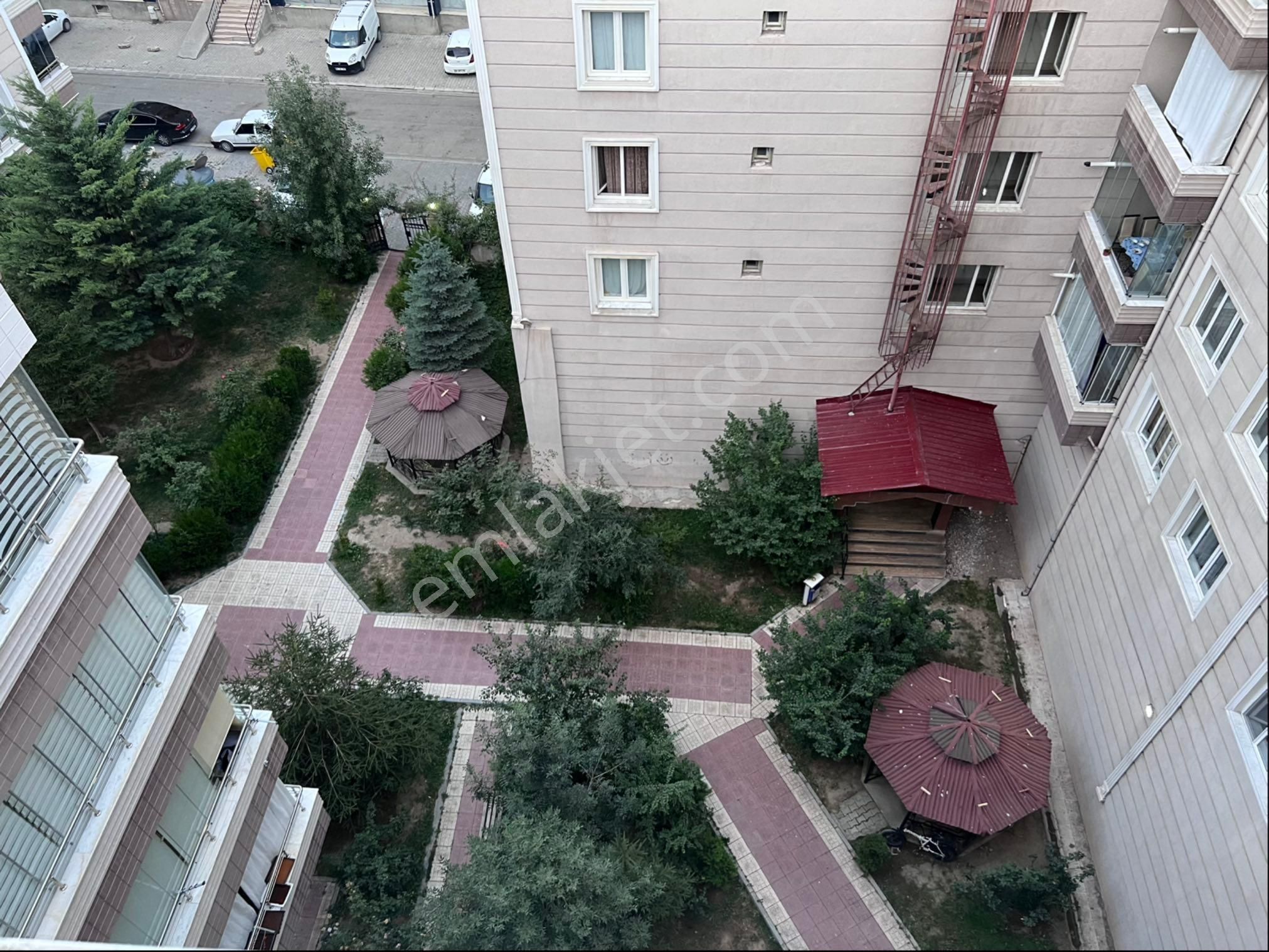 Ali Paşada Site İçi 3+1 Daire
