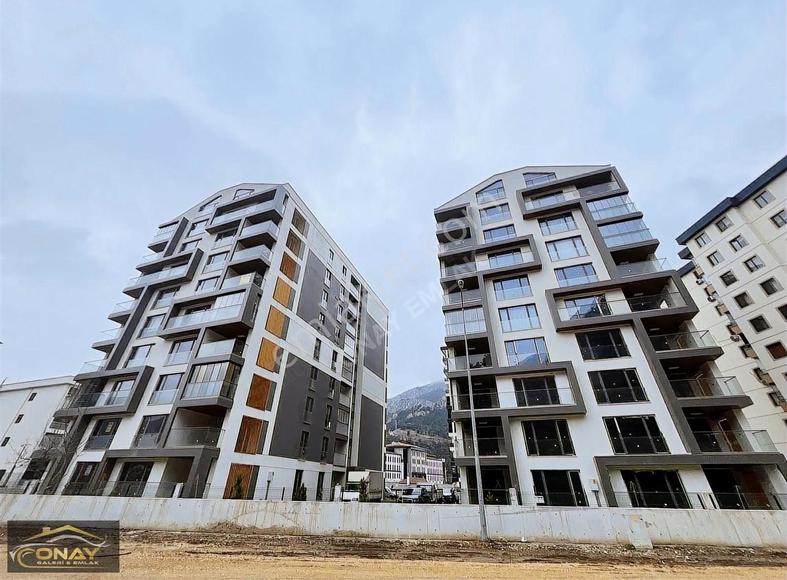 Onay Gayrimenkul' Den Satılık Sıfır Dubleks 250 M² 4+1 Daire