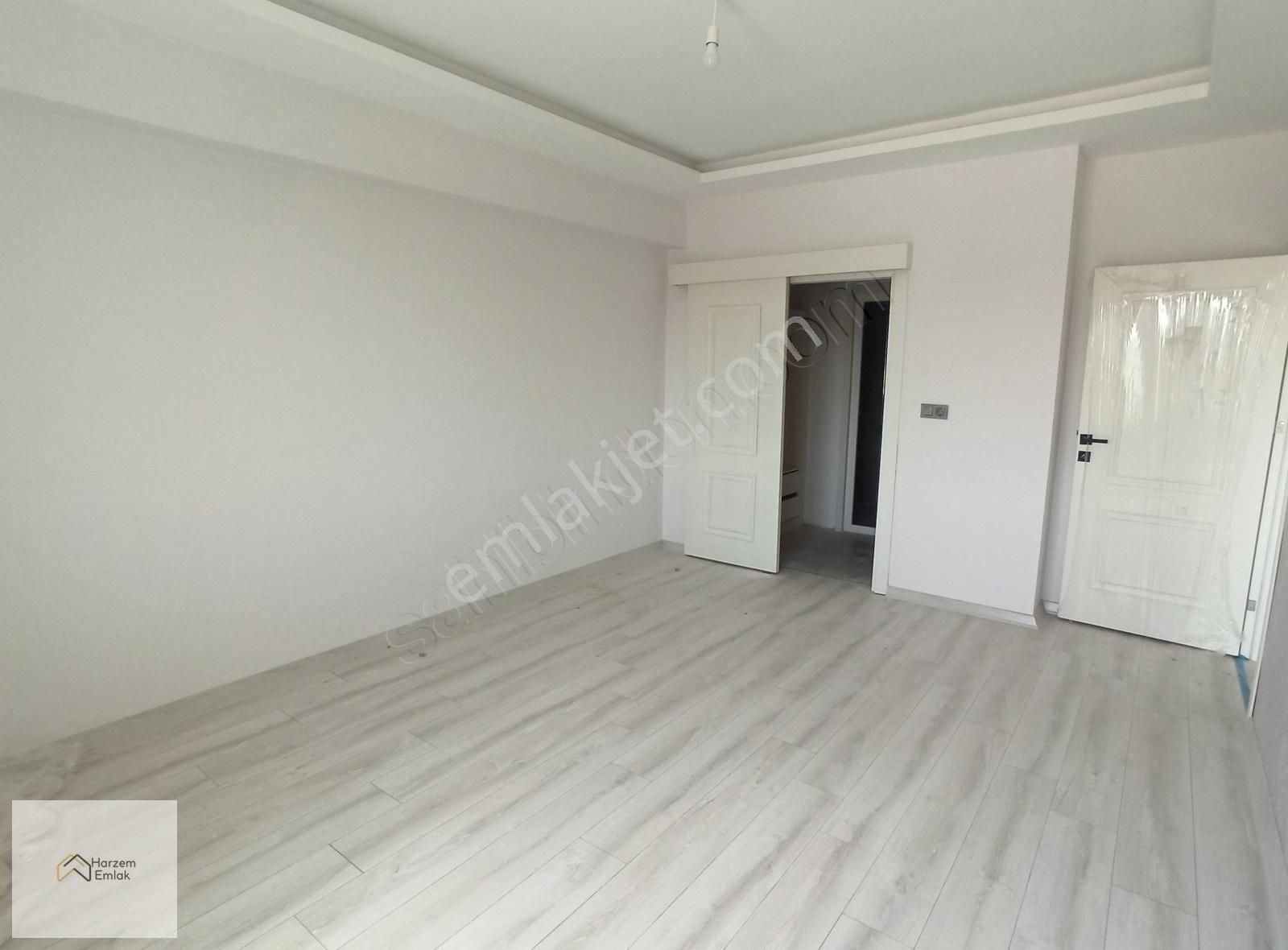 [hg] Doğukent'te Cadde Üzerinde Lüks 3+1 Satılık Sıfır Daire