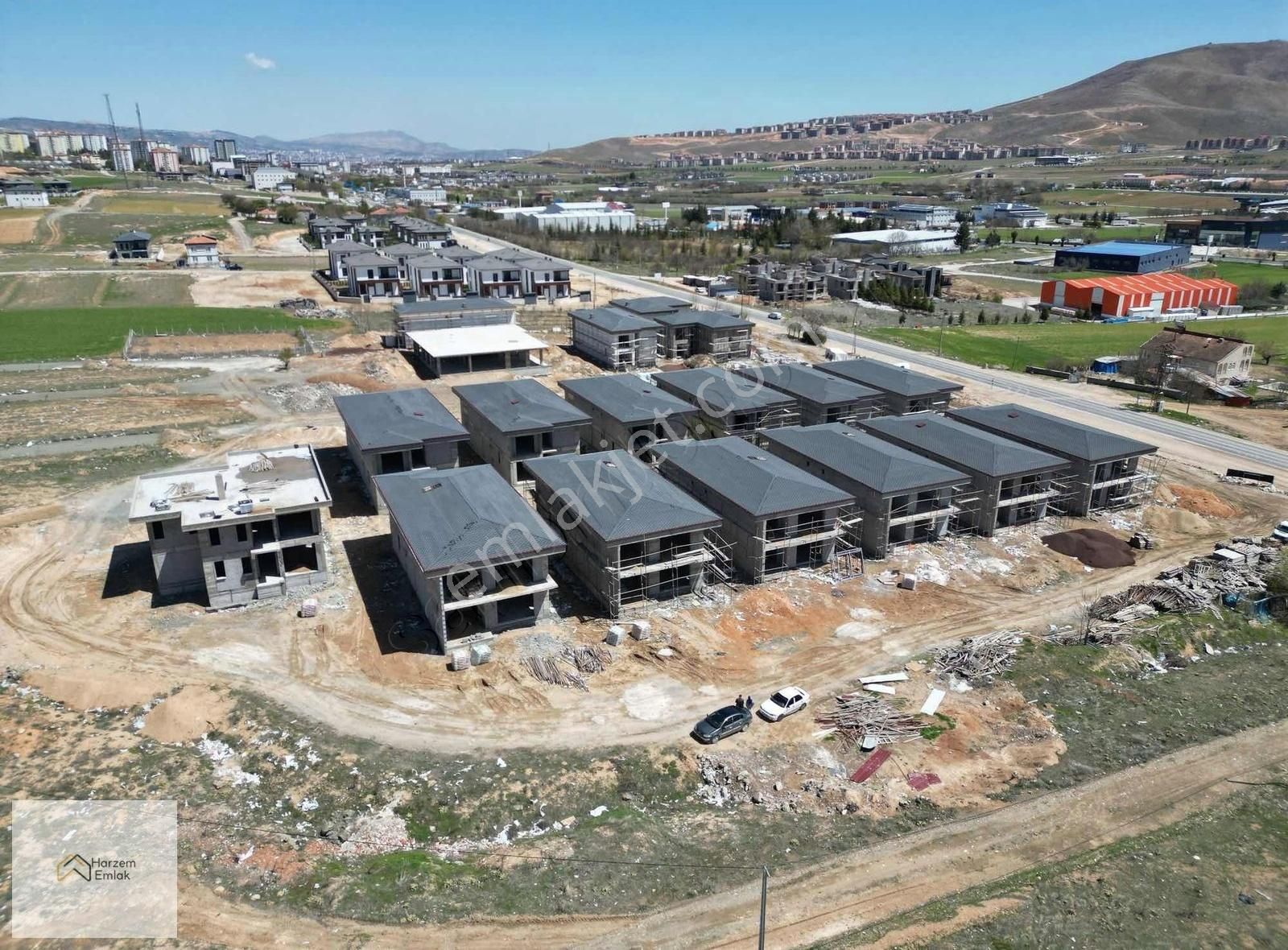 [hg] Baskil Yolunda Ultra Lüks 7+1 Satılık Villa !