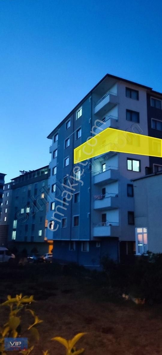 Vıp Real Estate/eynesil Gümüşçay Mahallesi'nde Fırsat Daire