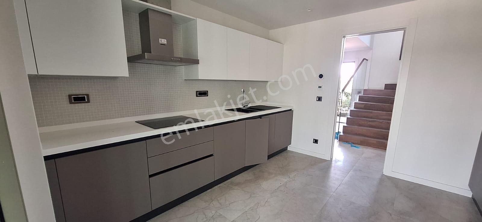 Urla Folkart Country De 3+1 Havuzlu Satılık Villa - Görsel 13