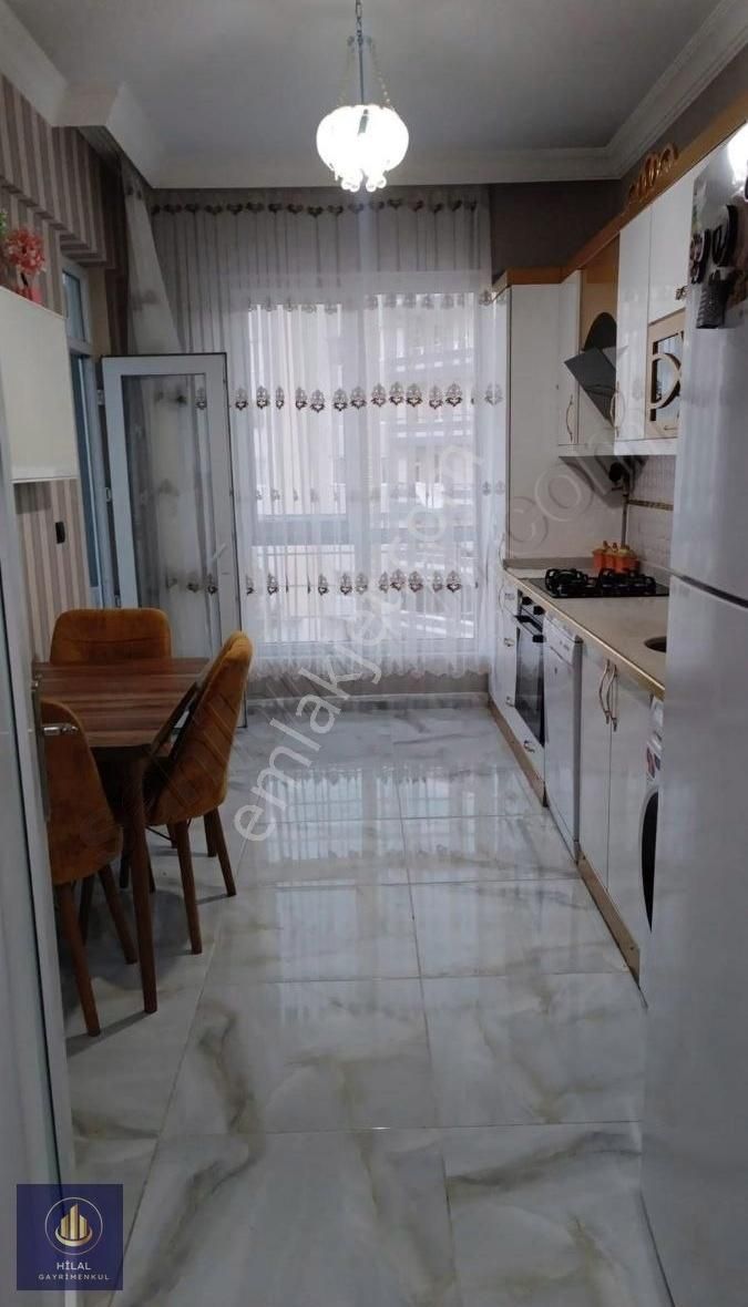 Şahintepe De Bakımlı Temiz 2+1 Daire