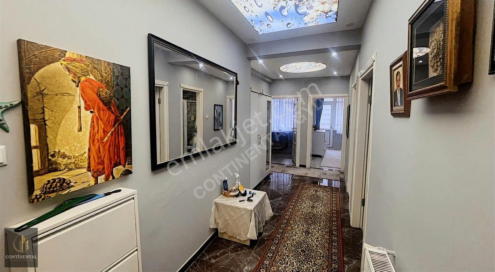 Körfez Ana Cadde Üzeri Sahile 100 Mt 3+1 Masrafsız