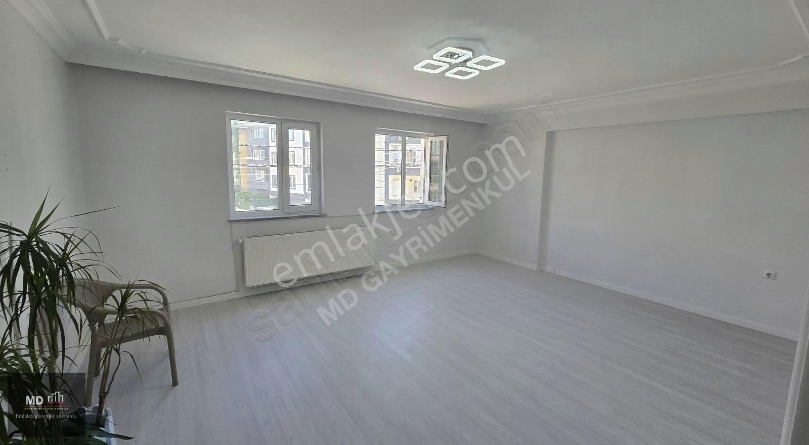 Gürsu İstiklal'de Satılık 150m² Daire ( 2.kat )
