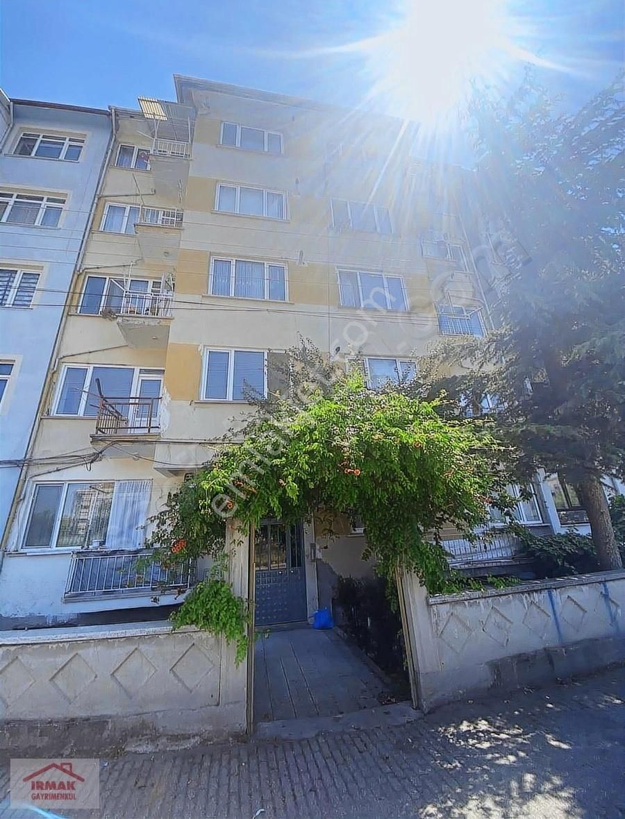 Akarbaşı Mah Çarşamba Pazarı Girişi 2+1 Kombili