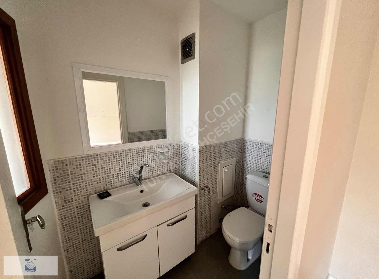 Bahçeşehir Merkezde İşyerine Uygun Villa - Görsel 15