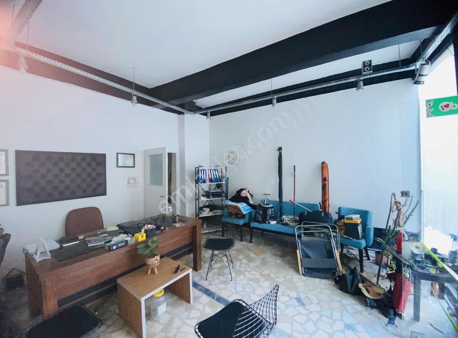 Nilüfer Çalı Meydanında 90 M2 Cadde Üstü Dükkan