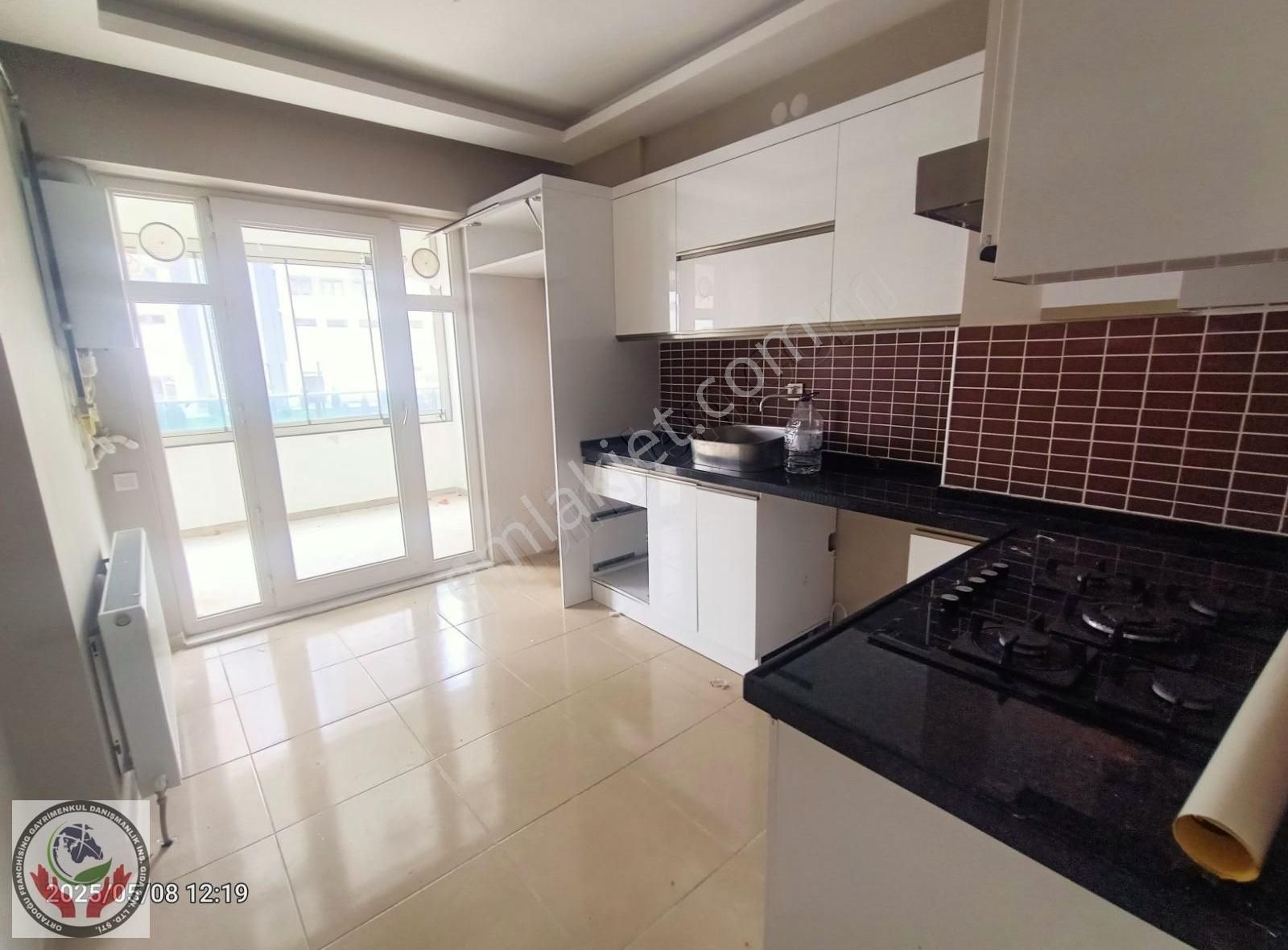 Konya Sefikcan Cad.yakını Kiralik 2+1 Site İçi Daire