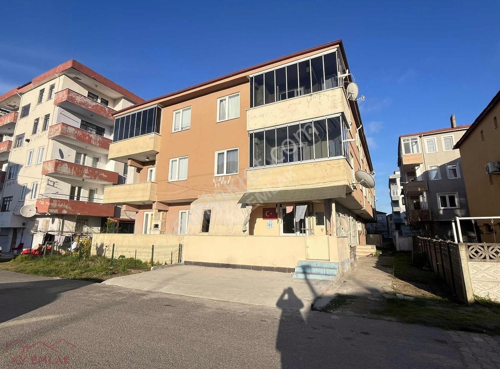 Ay Emlaktan Uygun Fiyatlı Bahçeli 2+1 Daire Fırsatı.