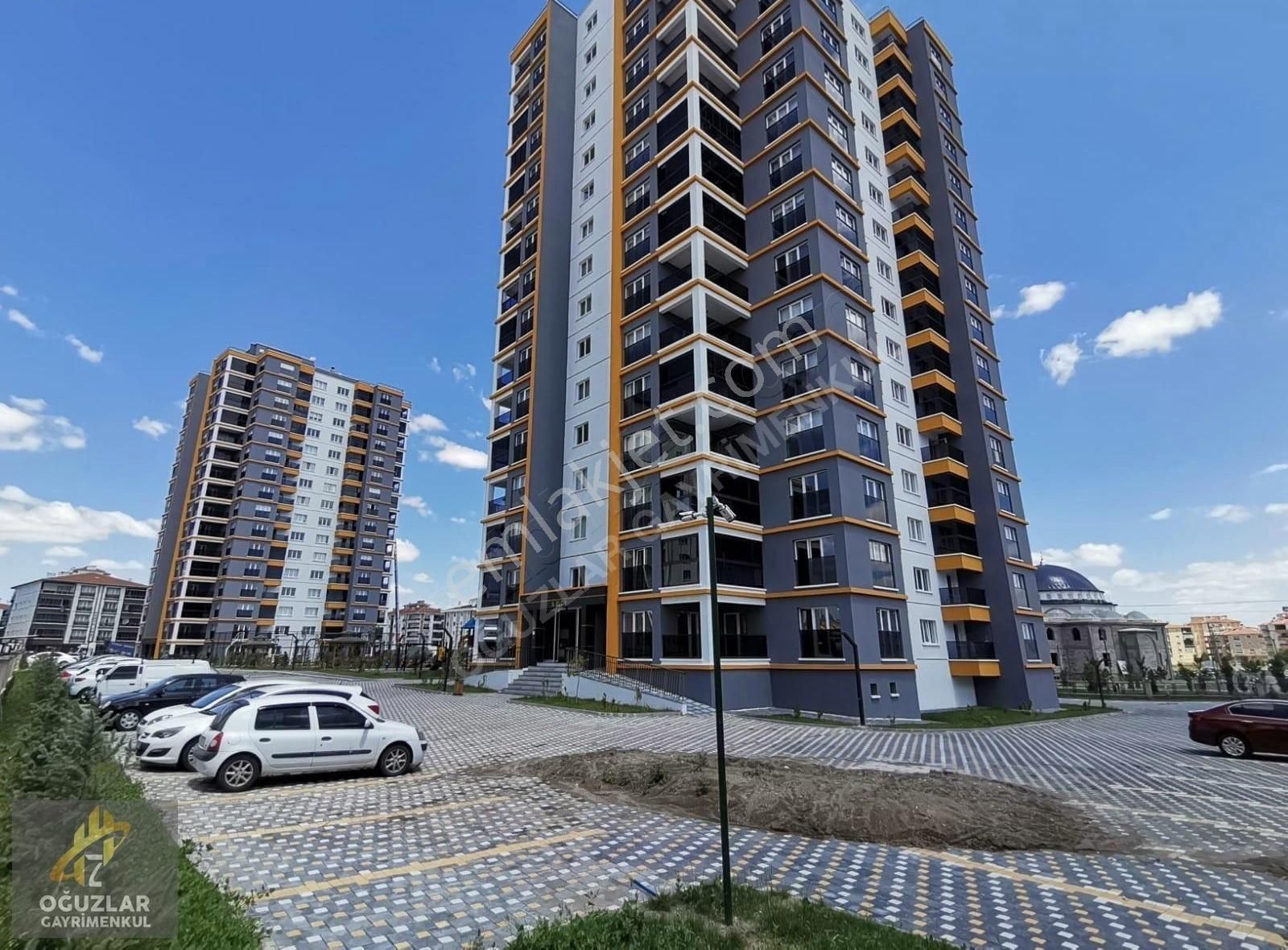 Oğuzlar'dan Yenikent'in Gözde Sitesi Bağlife Da Satılık Daire...