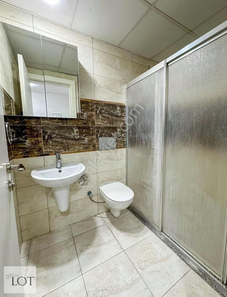 Cerrahi Hastanesi Yanı Balkonlu 2+1 Apart