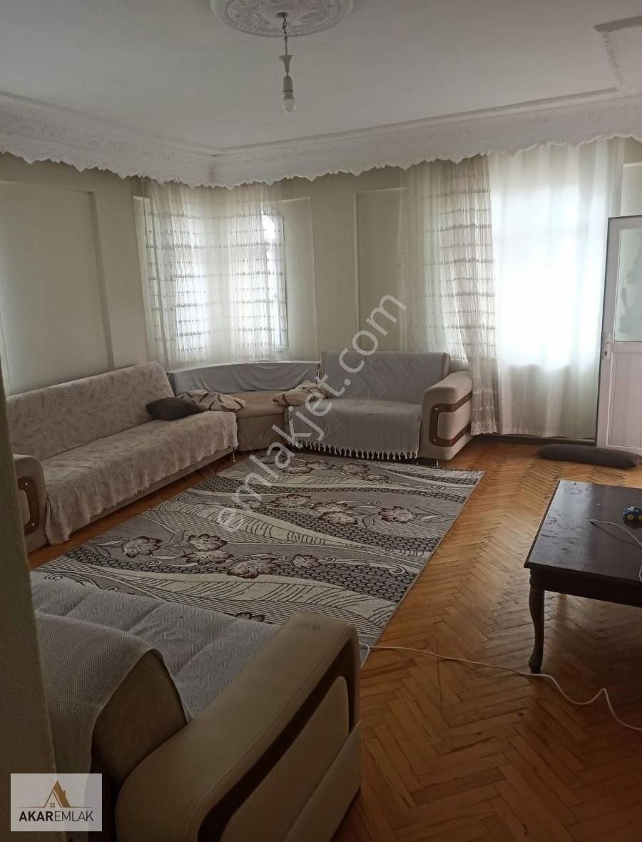 Barbaros Mahallesinde Kiralık 3+1
