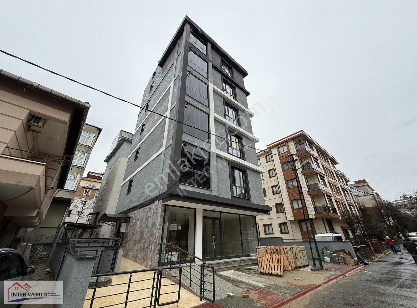 Buyaka Avm ' Ye Komşu 3+1 Çift Banyolu Sıfır Metro 5dk Katta Tek