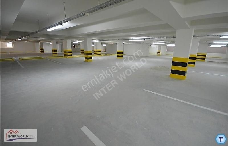 Merkezi Konumda Site İçerisinde Kapalı Otoparklı Sıfır 3+1 Daire