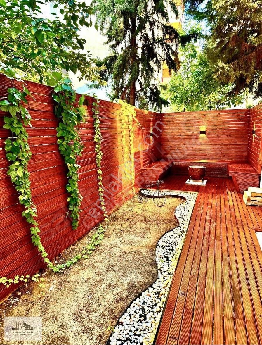 Emsalsiz Konum Çamlıkta Satılık Özel Bahçeli 2+1 Eşyalı Daire