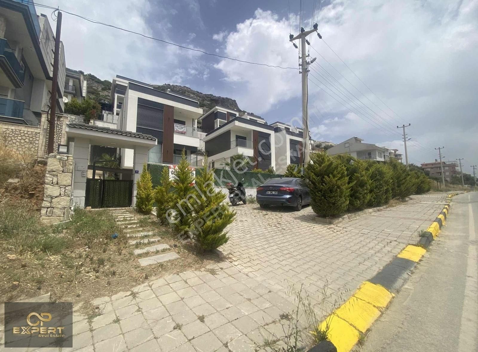 Merkeze Yakın Tam Müstakil 3+2 Eşyalı Özel Havuzlu Satılık Villa