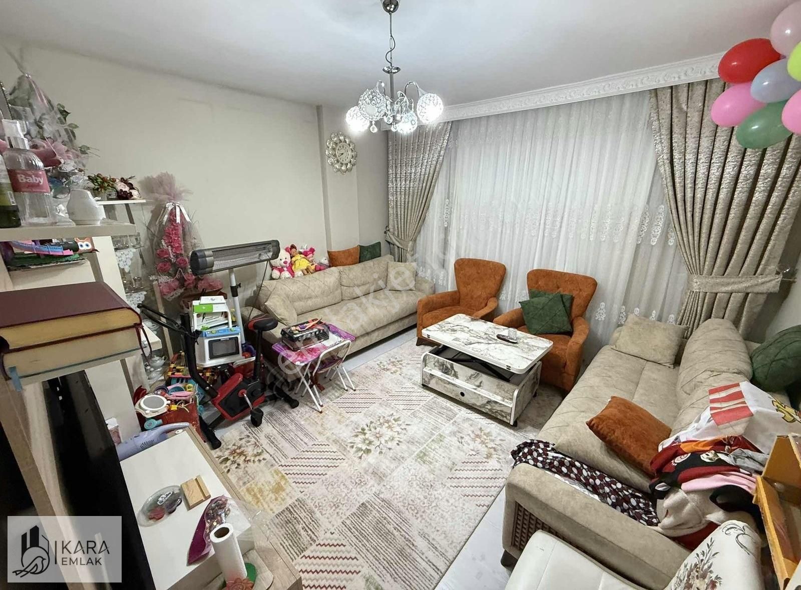 Sögütlüçeşme Mah'de 2+1 90m2 Tadilatlı Masrafsız 3.kat Ön Cph
