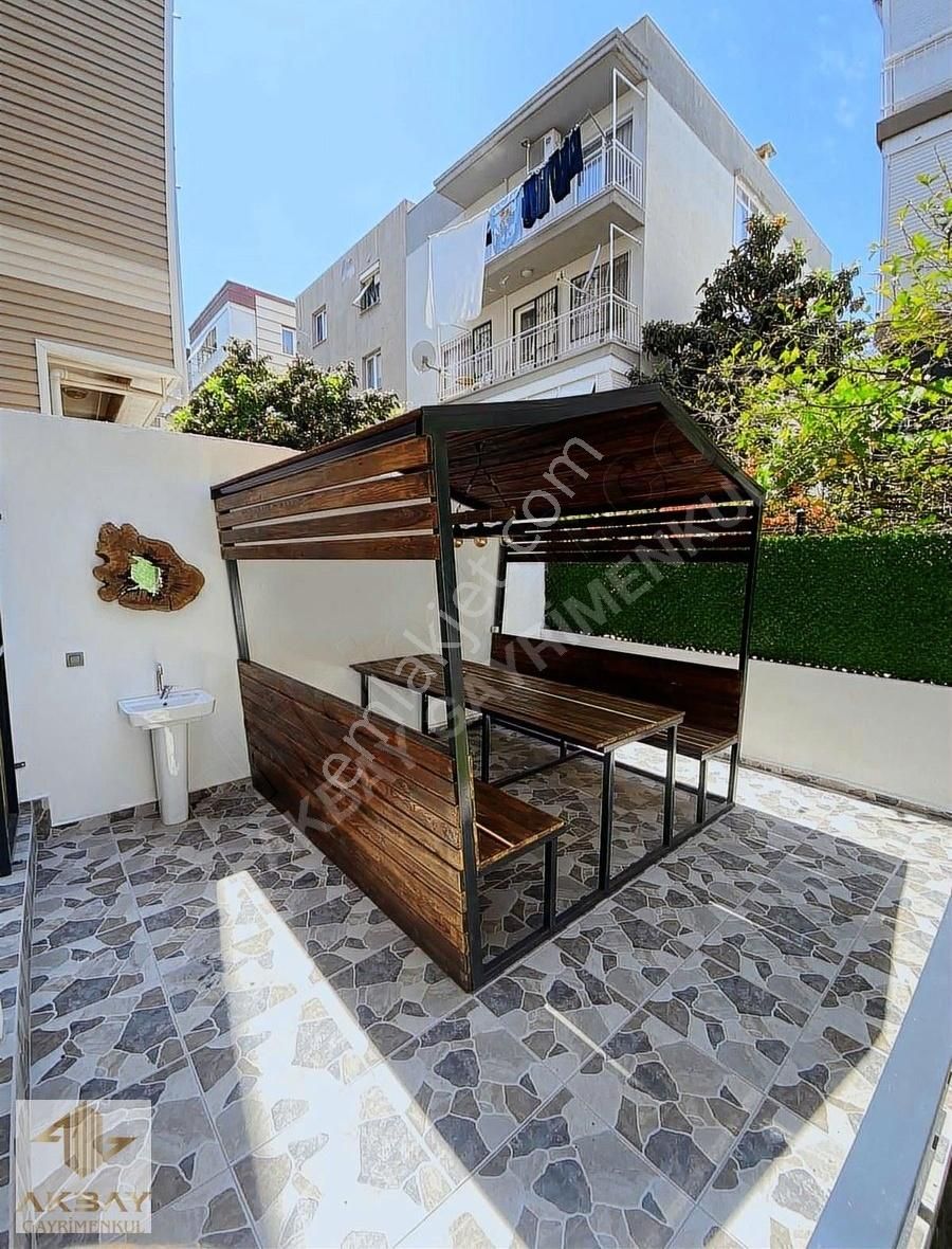 Akbay Gayrimenkul'den Müstakil Bahçeli Ultra Lüx 3+1 Daire