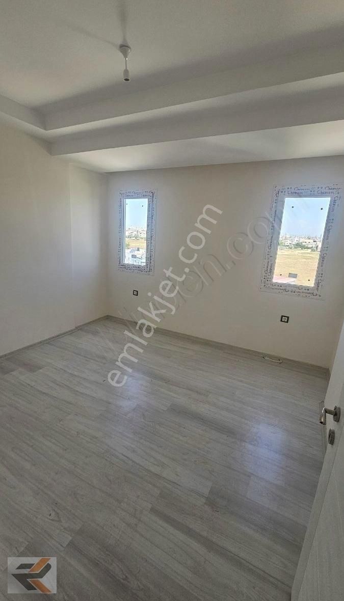 Orhangazi Bulvar Üzeri Satlık Ultra Lüks 2+1 Kapalı Mutfak
