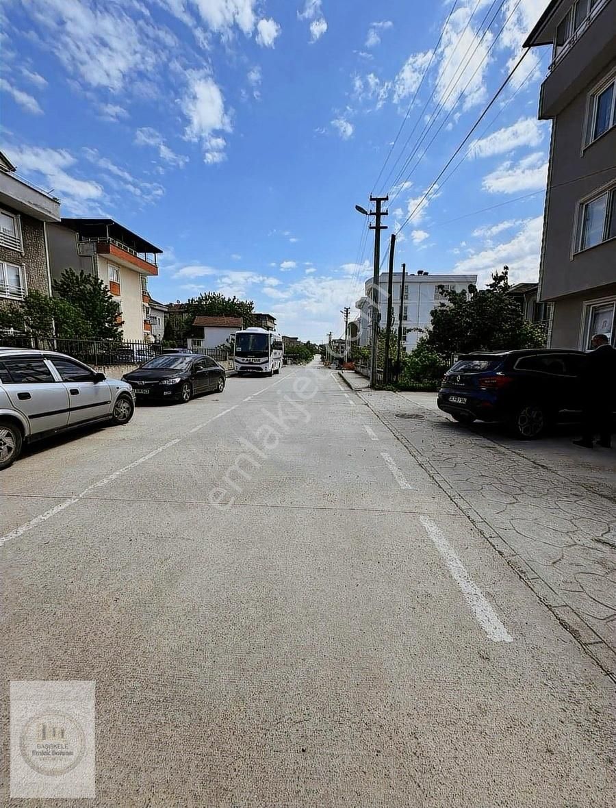 Başiskele Yeşilyurt Da Kiralık Yüksek Giriş