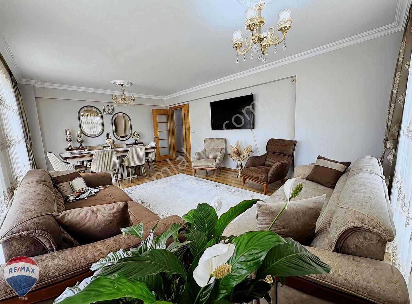 Remax Mavi'den Köprübaşı Mah.'de Site İçerisinde 4+1 Dubleks