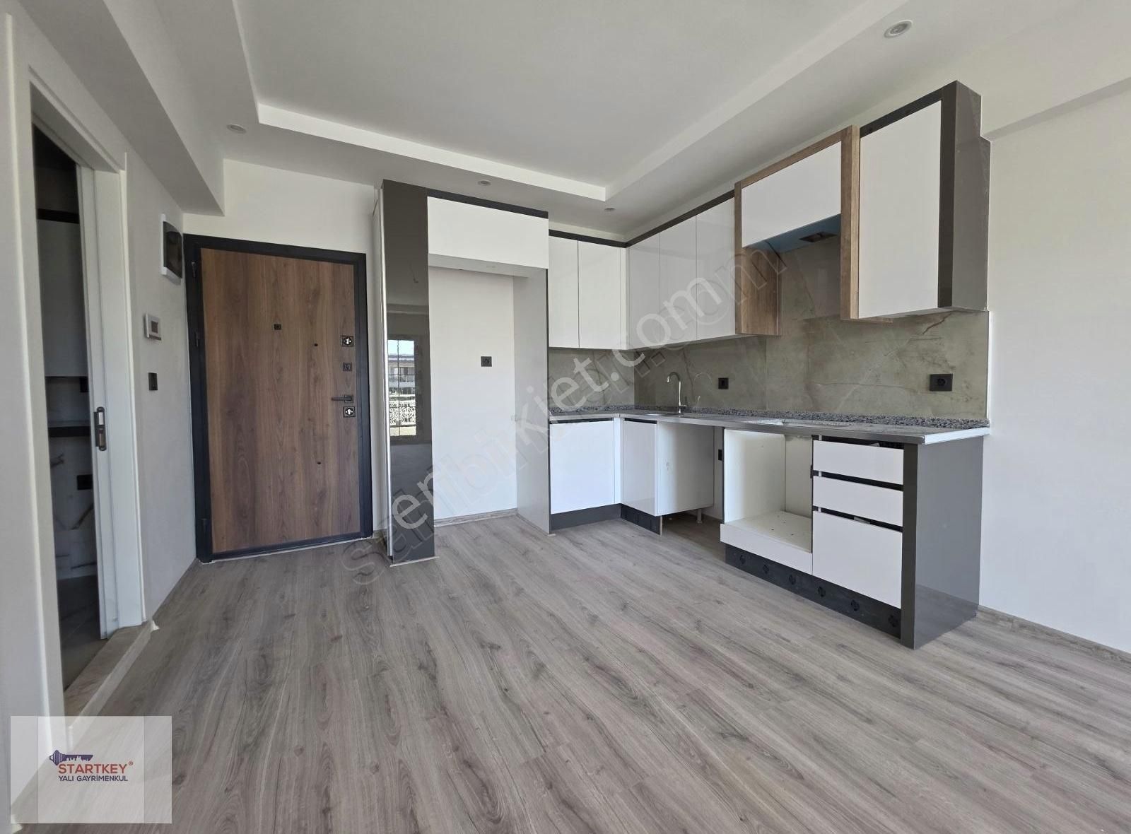 Menemen Ulukent'te İzban'a 5 Dakika Mesafede, Sıfır 1+1 Kiralık