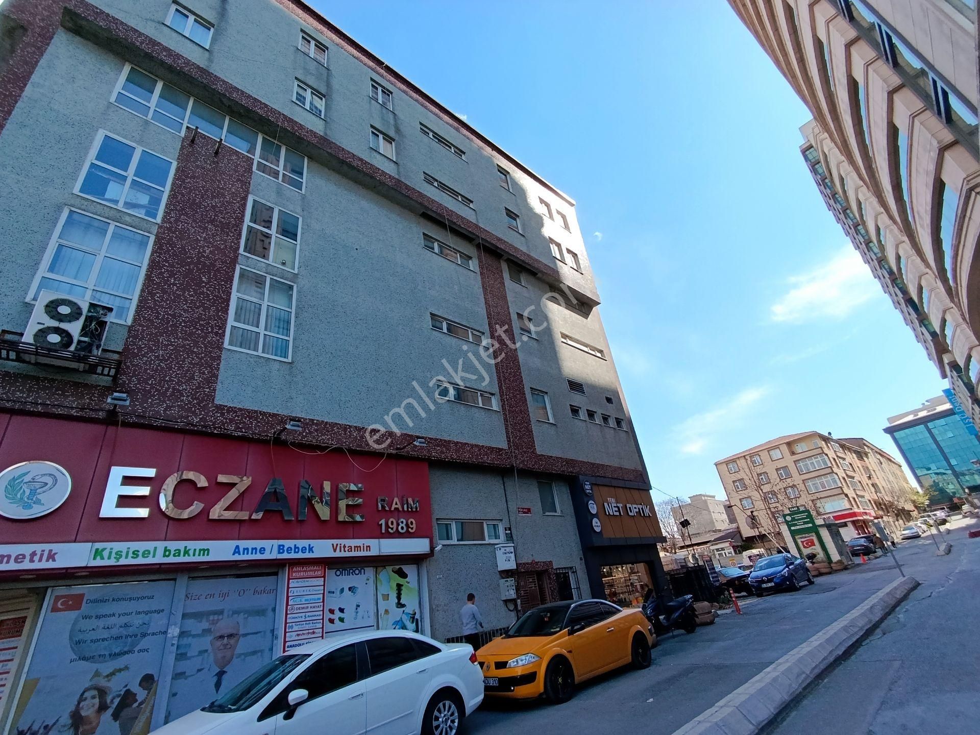Molla Team'den G.o.p'da Hastane Yanı 3+1 120 M2 Satılık Daire