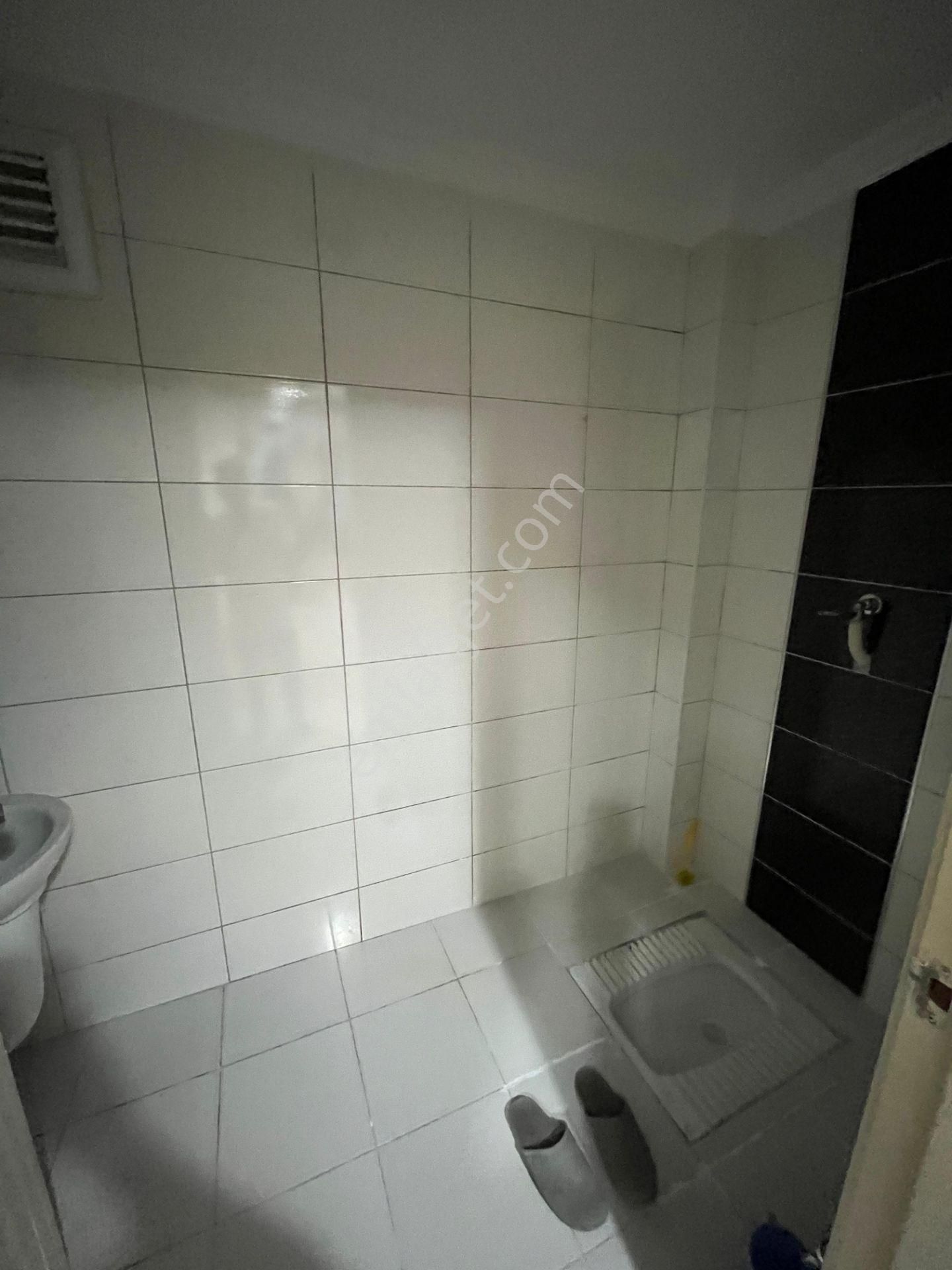 Afyon Üçok Emlaktan İstiklal Mah Satılık 3+1 Asansörlü Daire - Görsel 9