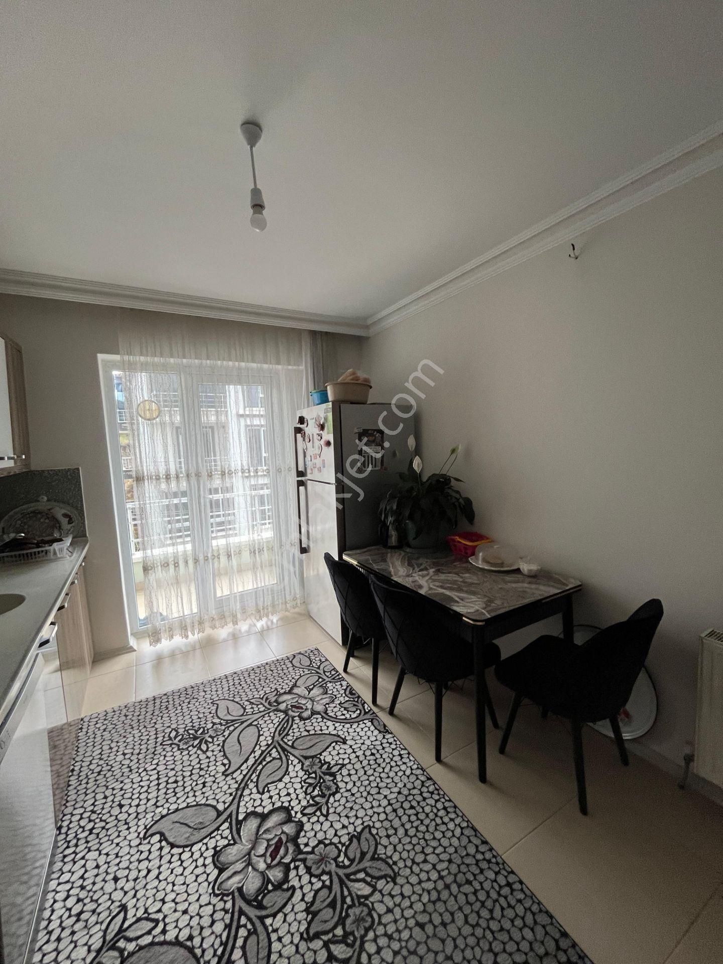 Afyon Üçok Emlaktan İstiklal Mah Satılık 3+1 Asansörlü Daire - Görsel 8