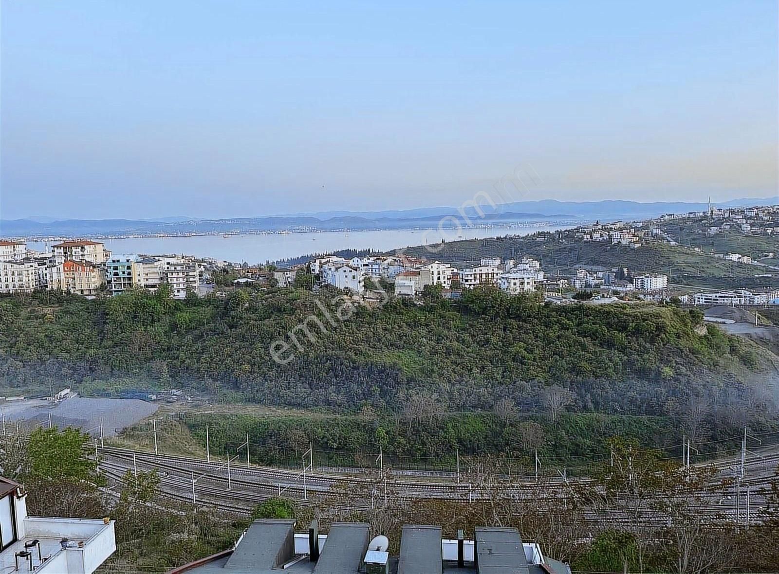 Ful Deniz Manzaralı 250mm2 4+1 Natamam Dairemizsatılık
