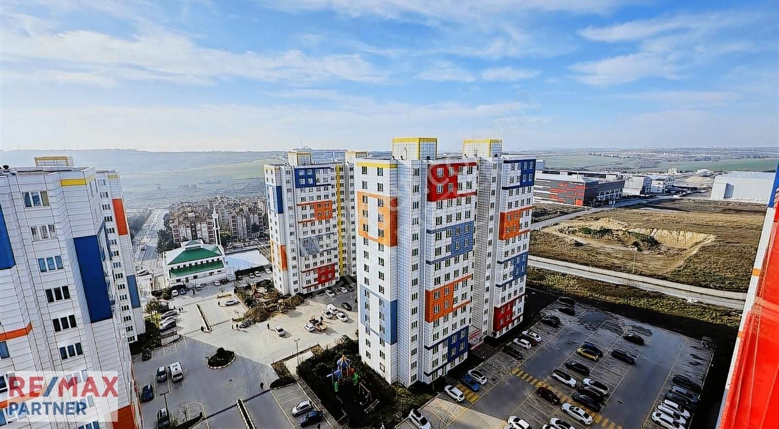 Hadımköy Vefa Konutlarında Ebeveyn Banyolu Boşş Satılık 3+1