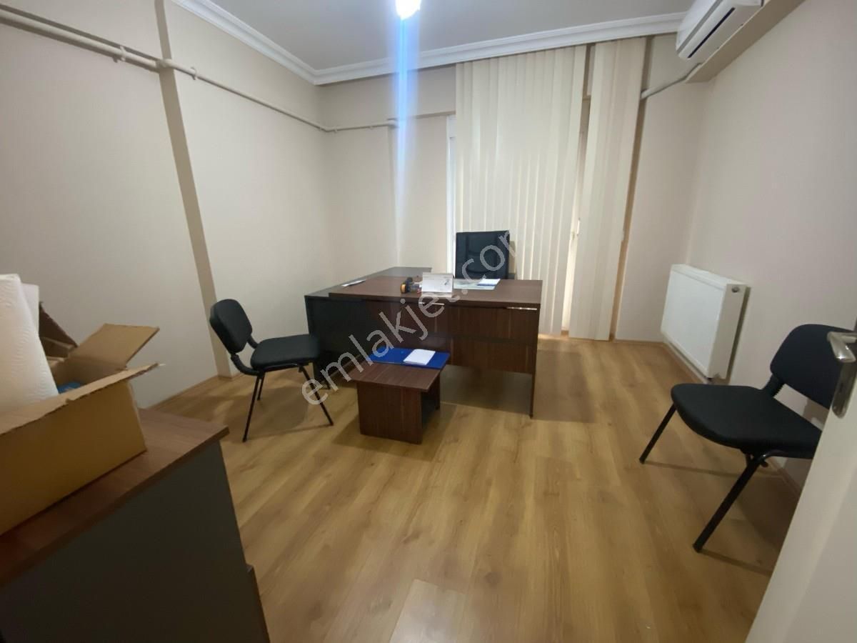 Turyap Bornovadan Ciritoğlu Sitesinde Satılık Geniş 3+1 Daire