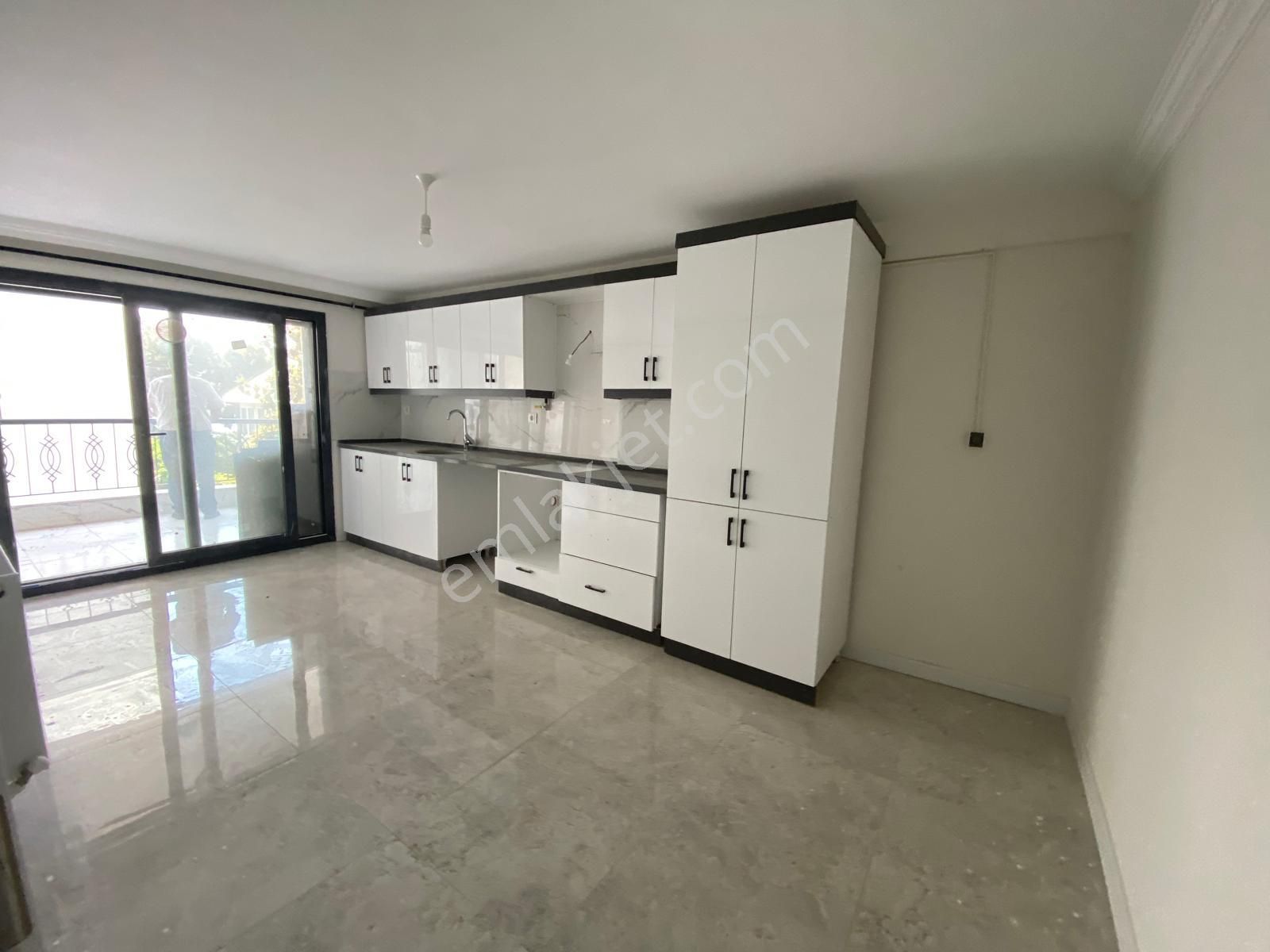 Yalı Mahallesinde Kiralık Sıfır Lüx 3+1 Daire