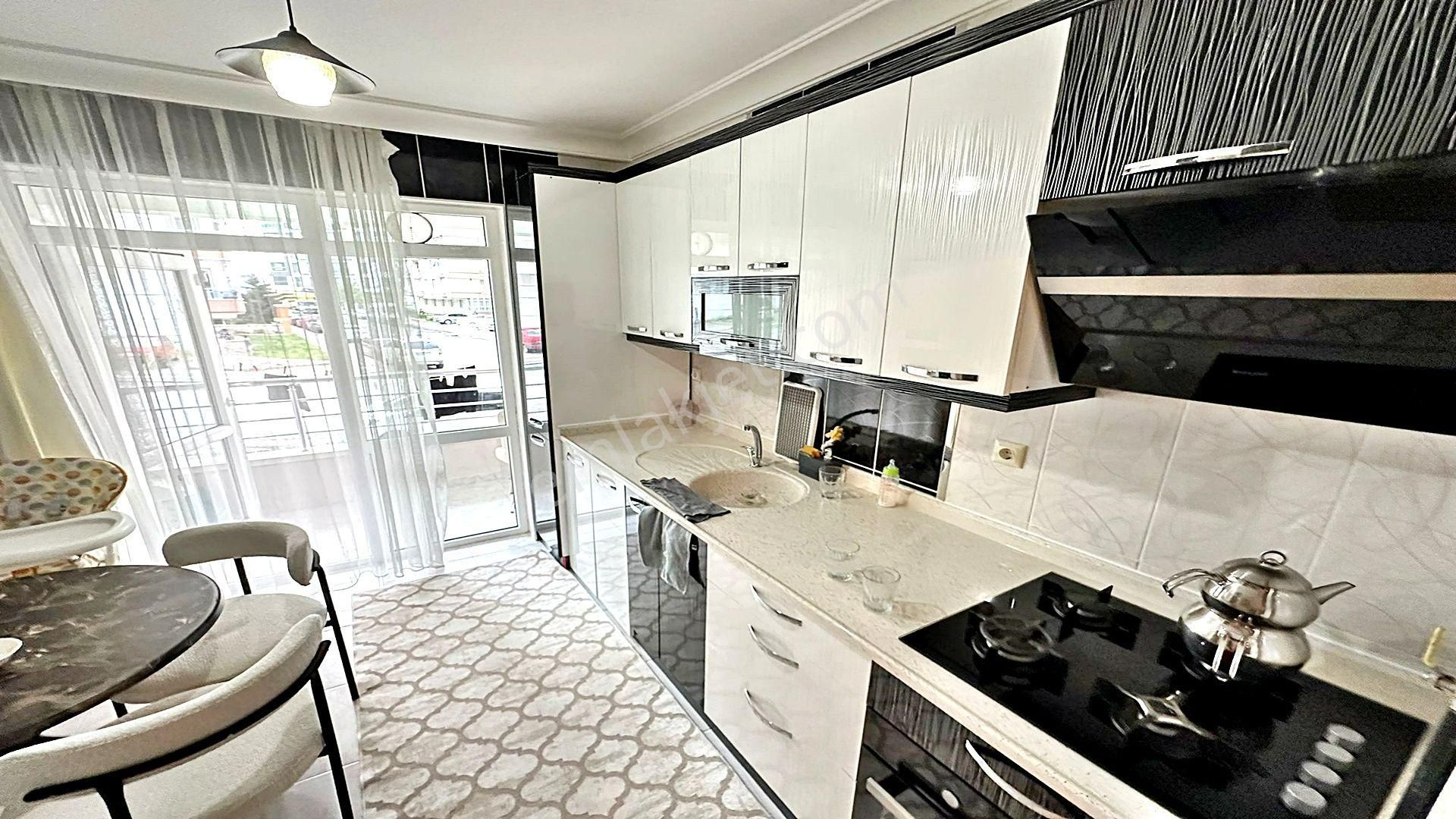 Atapark Pasinler Cadde 3+1 Katta Yeni Bina Okul Ve Pazara Yakın!
