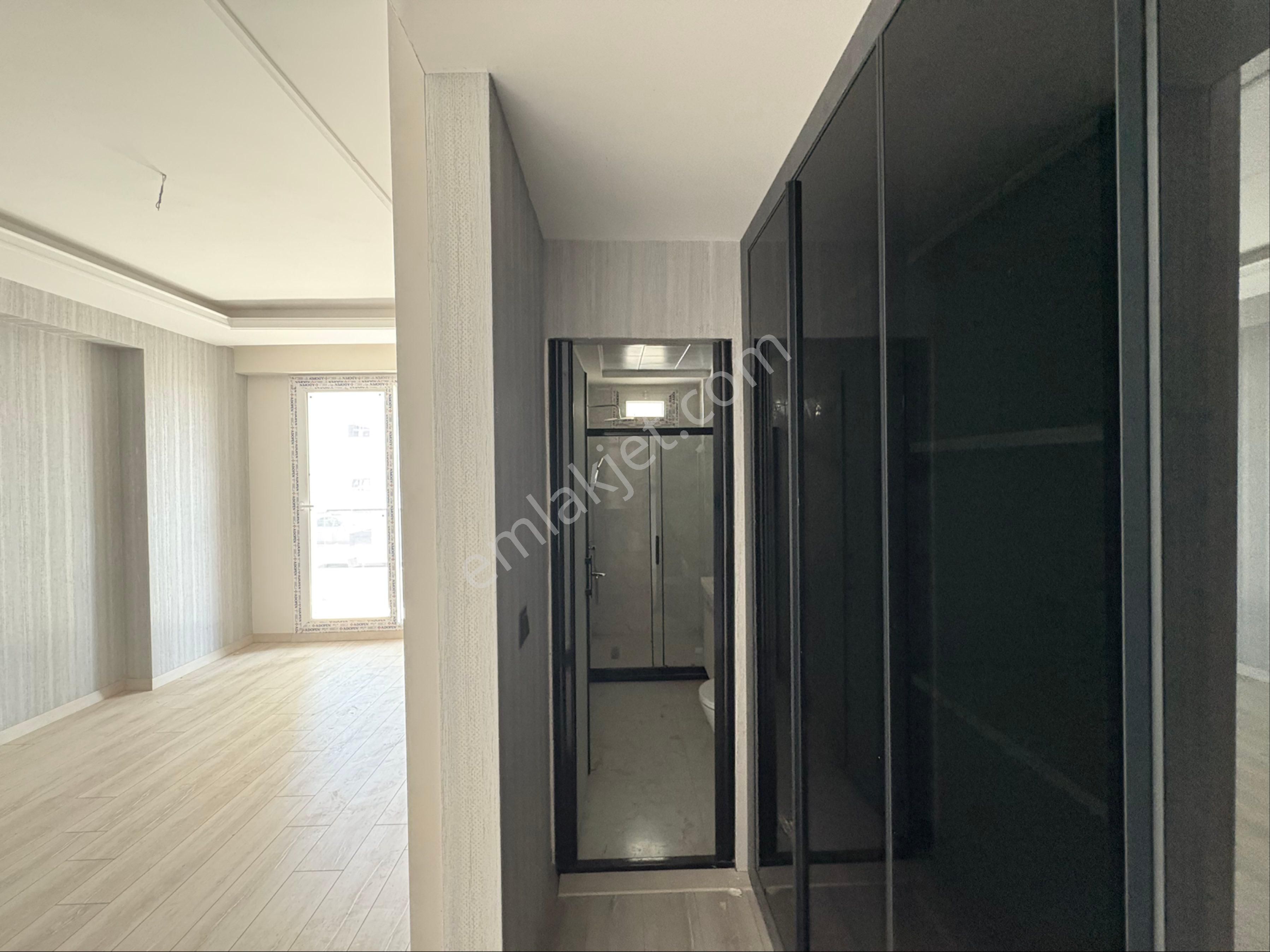 Rota'dan Yeni Cezaevi Yolu Üzeri Satılık Ultralüks 3+1 Daire