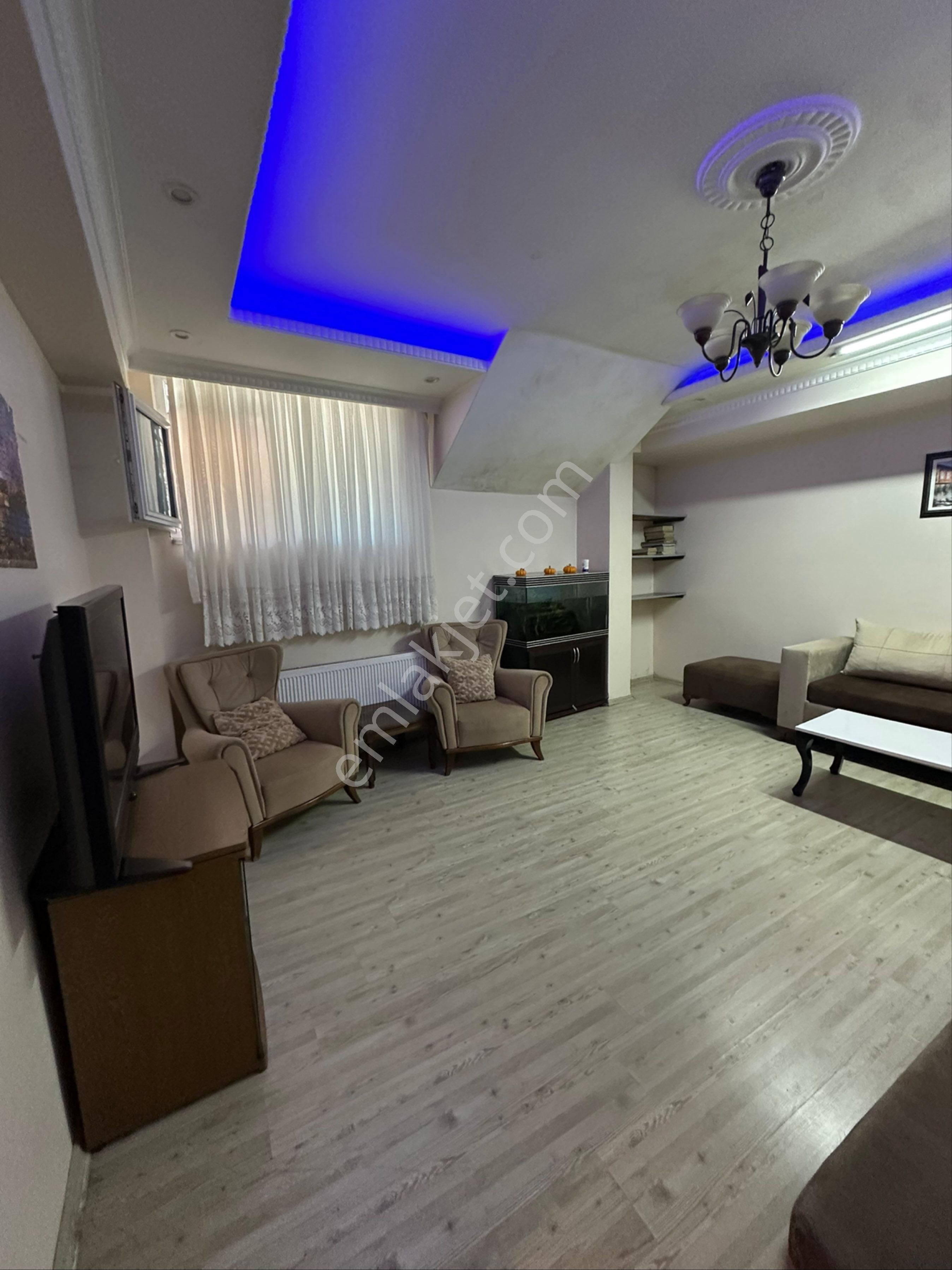 Üçevlerde Bedavadan Biraz Pahalı Eşyalı Daire - Görsel 15