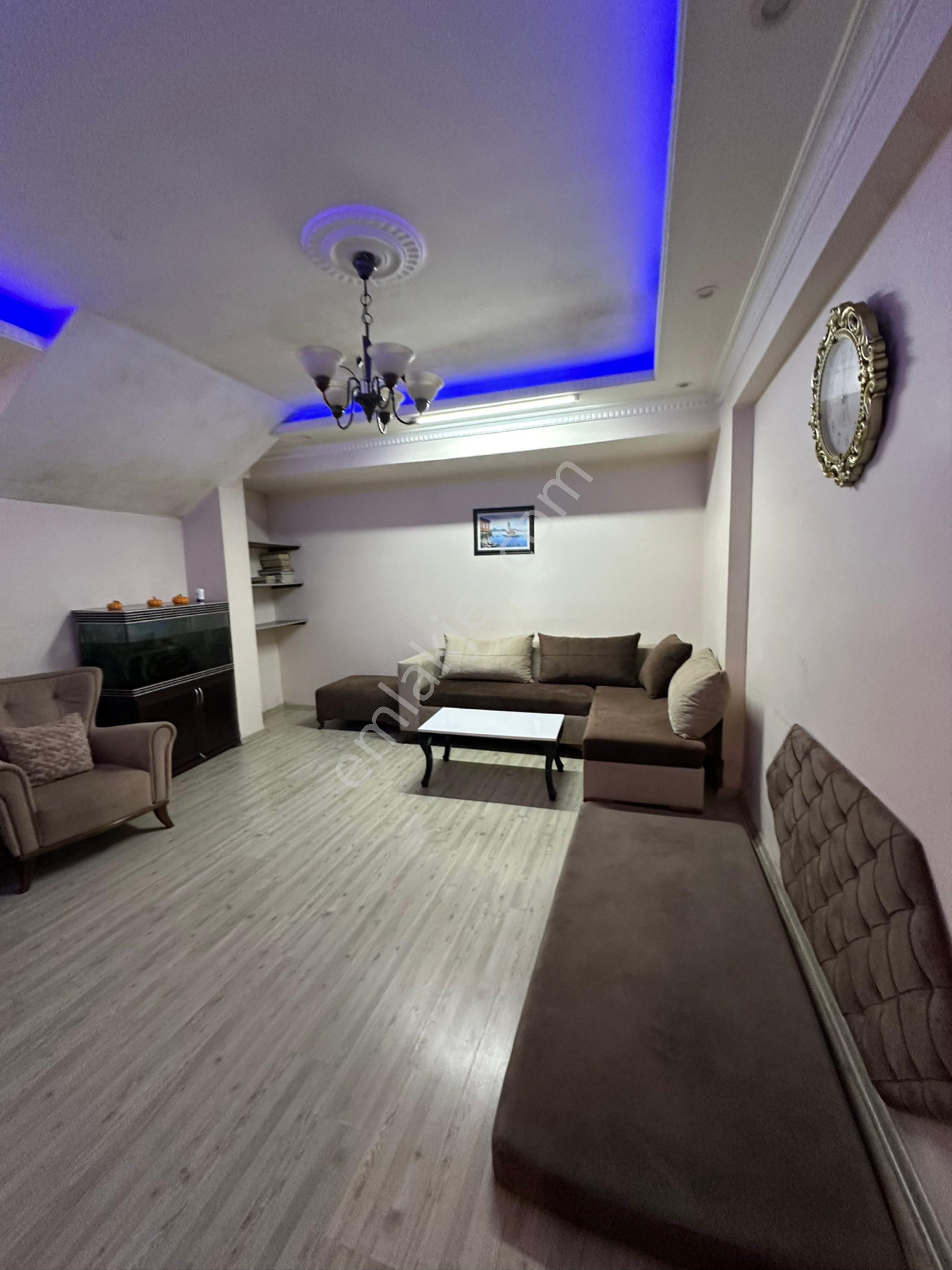 Üçevlerde Bedavadan Biraz Pahalı Eşyalı Daire