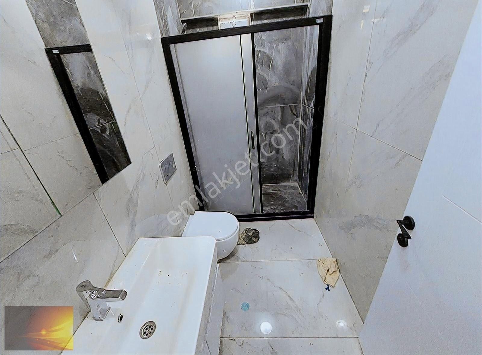 Eyüpsultan Akşemsettin De Satılık 3+1 Daire