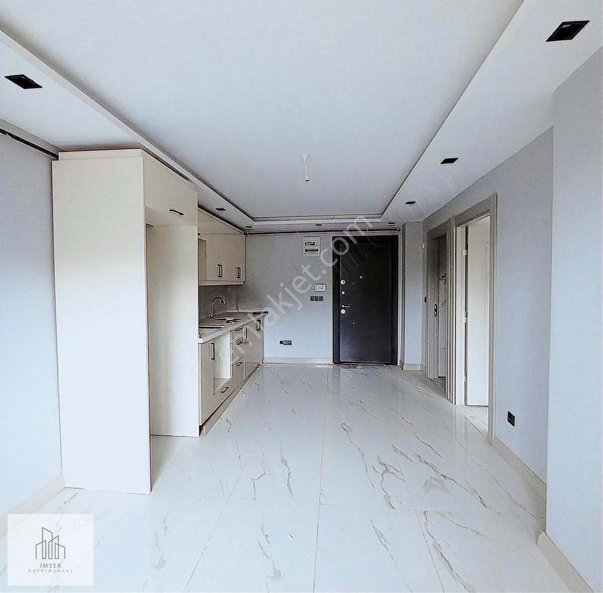 Emsalsiz Güvenlikli Site İçinde Eşyalı & Eşyasız 1+1 Daire