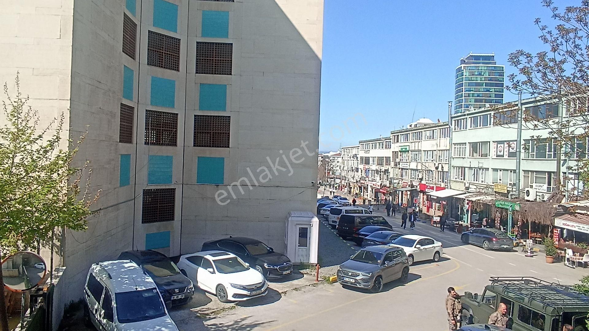 Bursa Osmangazi Hacıilyas Önkeskinler Apartmanı Kiralık Ofis