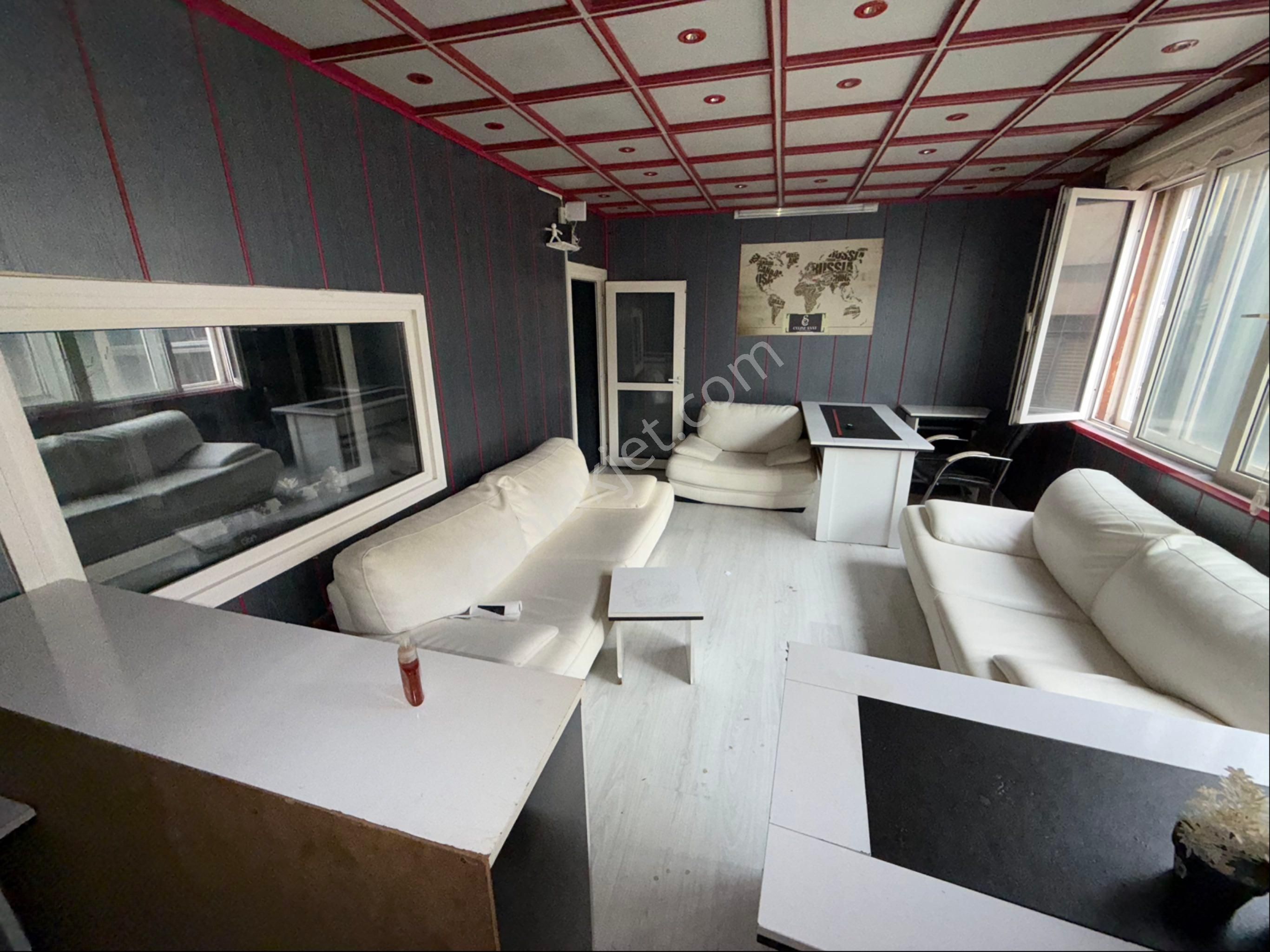 Şirinevler Meydanda 1+1 Eşyalı Kiralık Ofis -aktif Gayrimenkul-