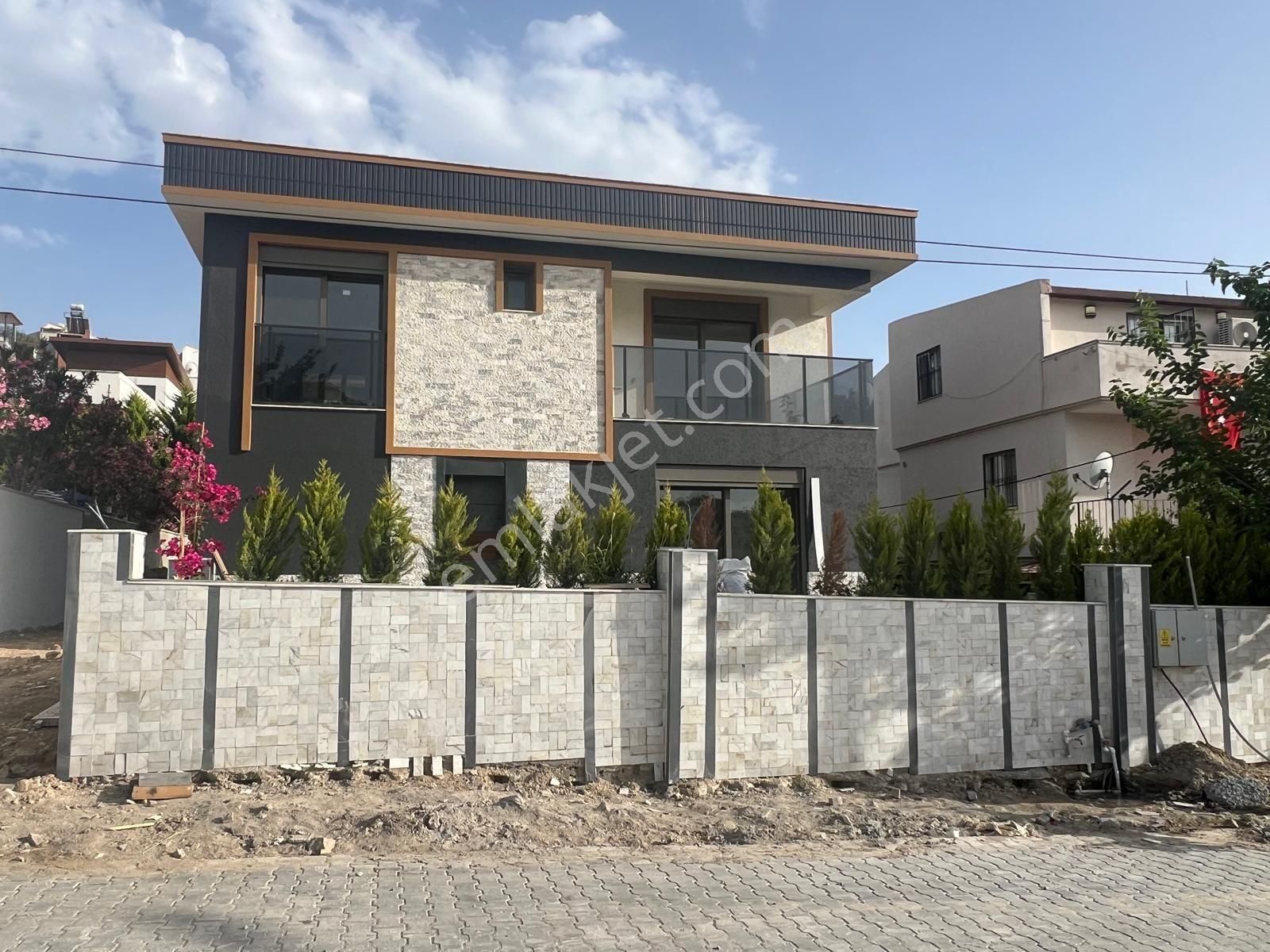 Aydın Kadınlar Denizi 170 Mk Villa Plaja 800 Mtr Yakın