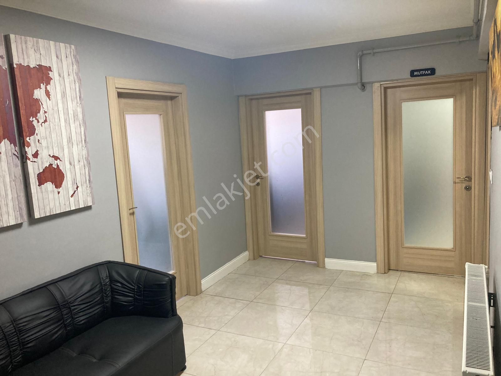 Osmangazi Uluyol Cadde Üzerinde 2+1 Temiz Büro